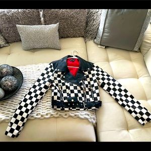 Current mood leather Jacket. Great condition! 🖤